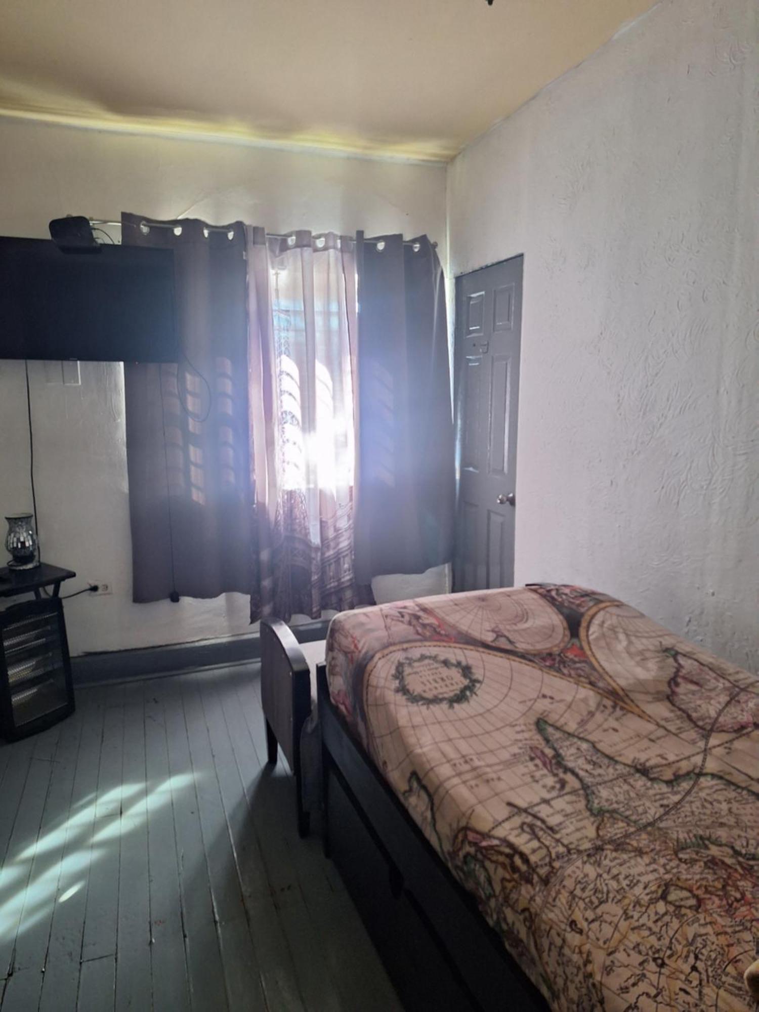 Casa En La Zona Centro De La Ciudad Villa Ciudad Juarez Luaran gambar
