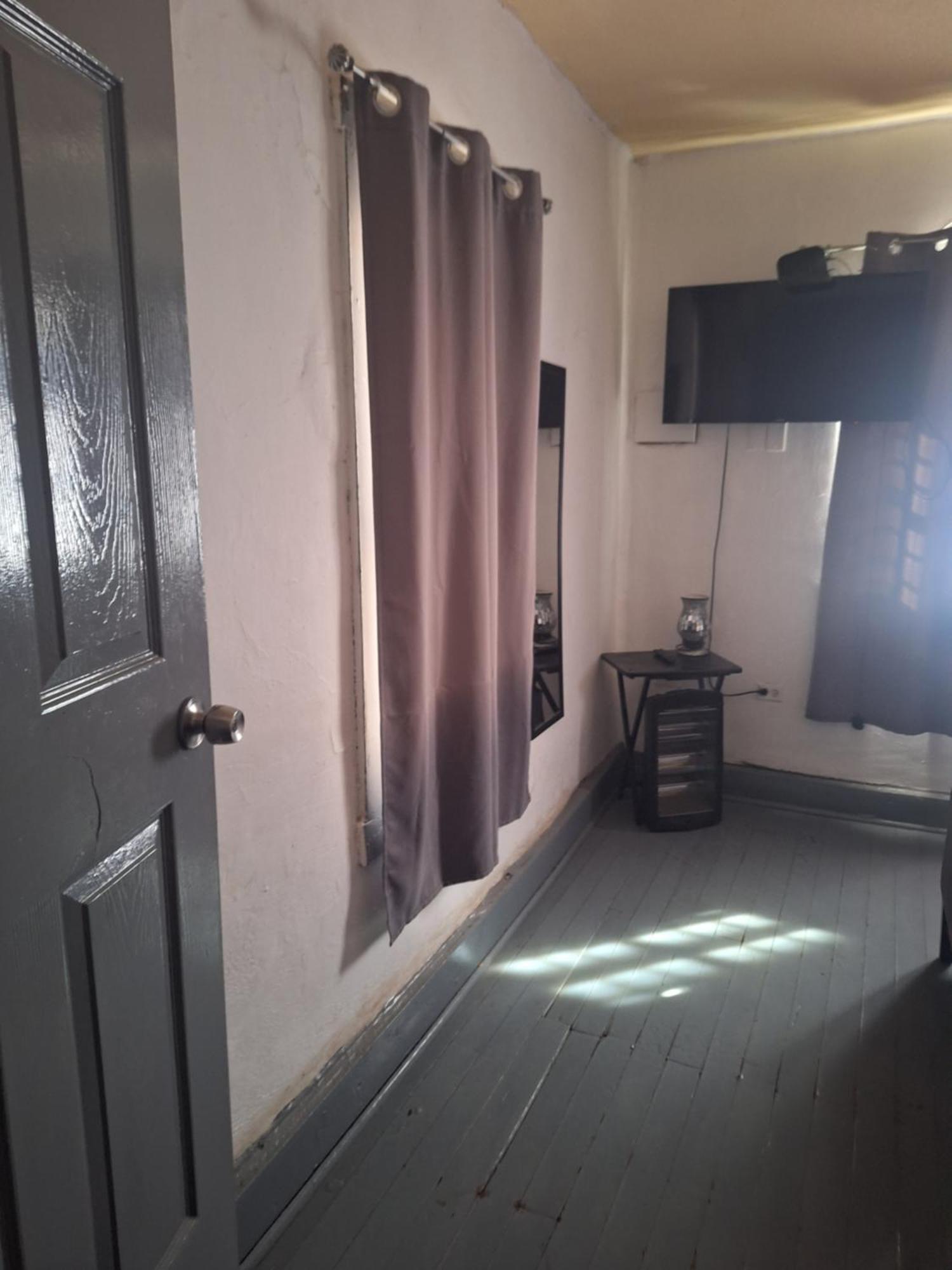 Casa En La Zona Centro De La Ciudad Villa Ciudad Juarez Luaran gambar